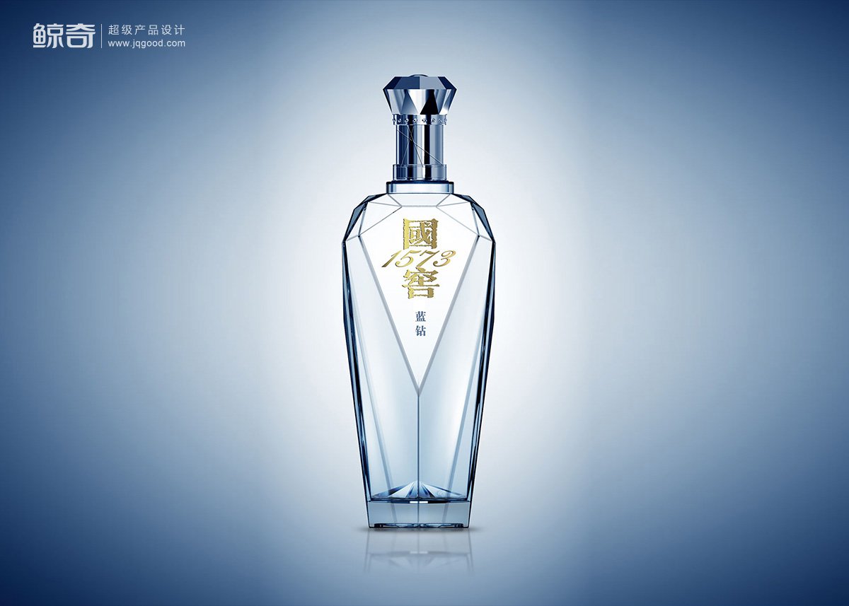 國窖1573藍鉆瓶型設計